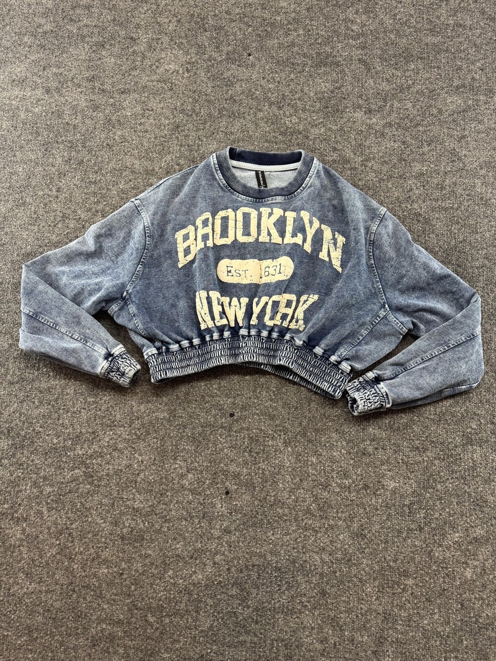 Perspective Sweatshirt Womens Small Blue Brooklyn NY Cropped Elastic Pullover